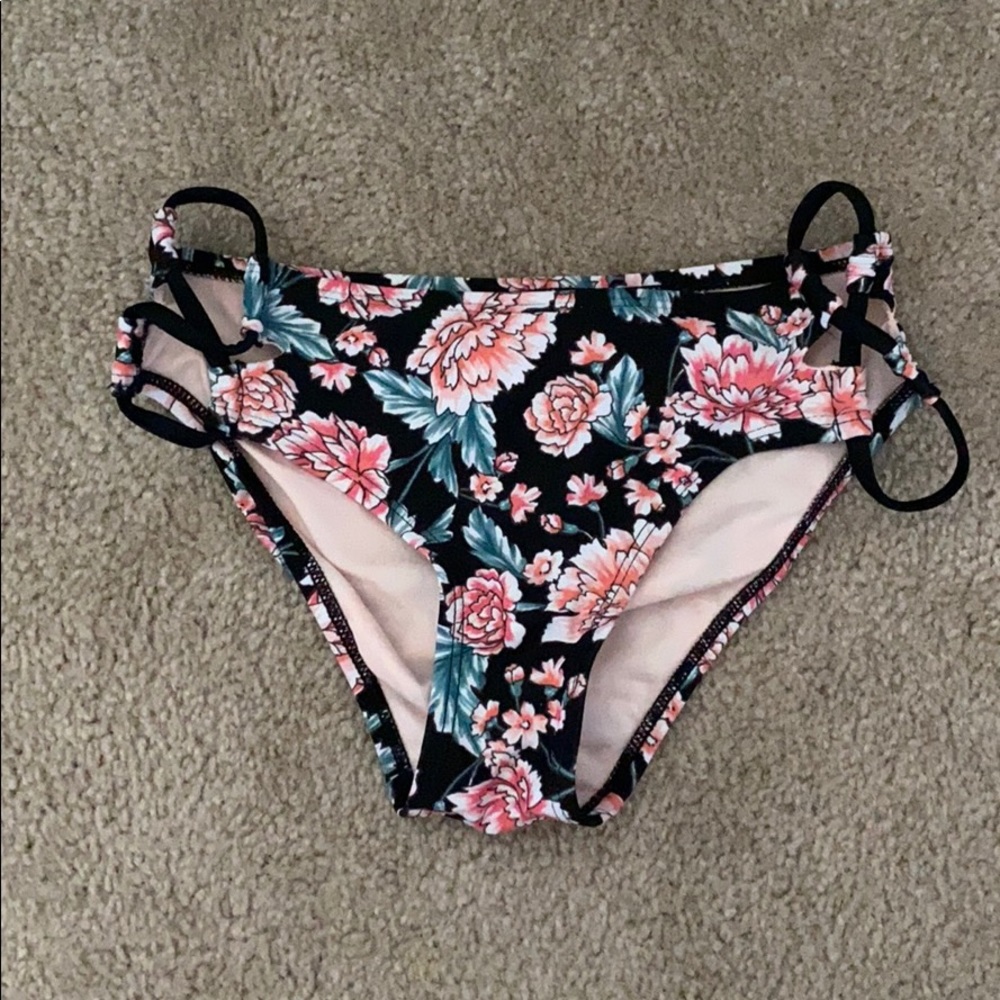Bikini bottoms